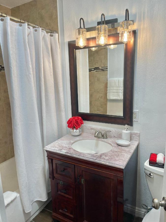 “Beautifull Cozy Studio…With Private Entrance” Las Vegas Luaran gambar