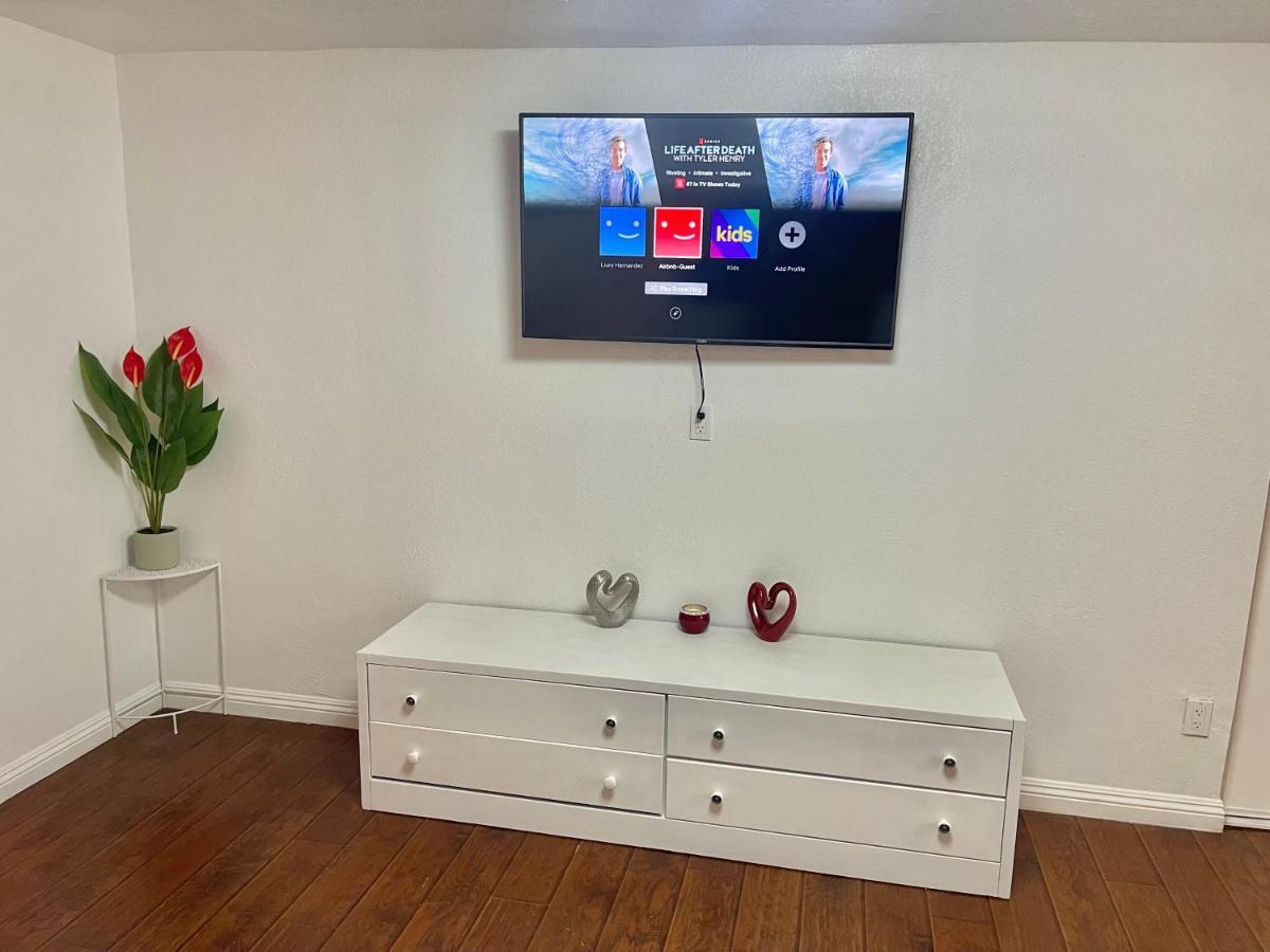 “Beautifull Cozy Studio…With Private Entrance” Las Vegas Luaran gambar